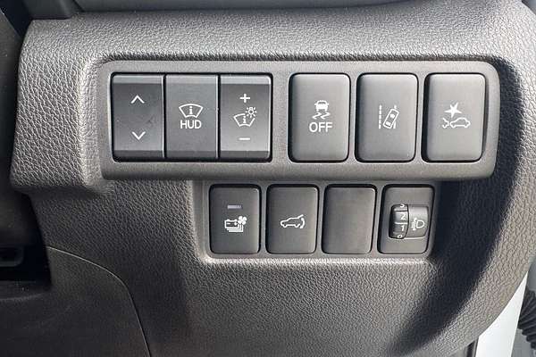 2023 Mitsubishi Eclipse Cross PHEV Exceed YB