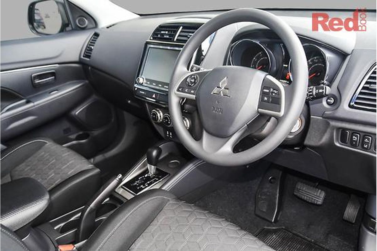 2025 Mitsubishi ASX ES XD
