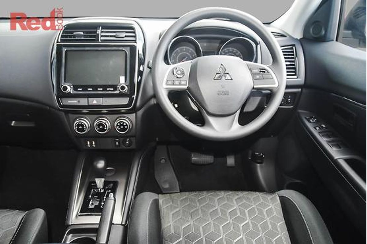2025 Mitsubishi ASX ES XD