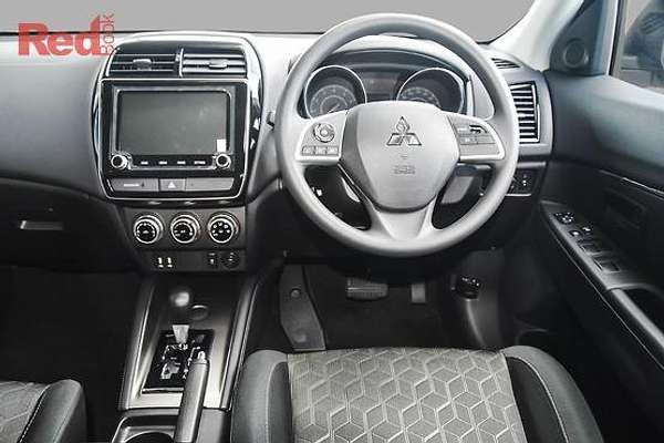 2025 Mitsubishi ASX ES XD