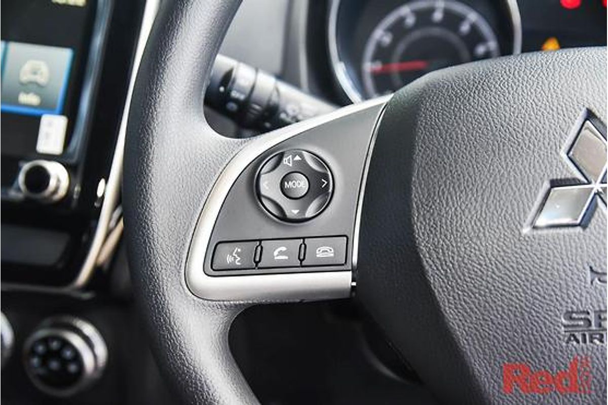 2025 Mitsubishi ASX ES XD