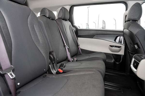 2023 Kia Carnival S KA4