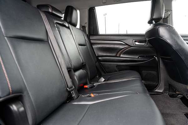 2016 Toyota Kluger Grande GSU55R