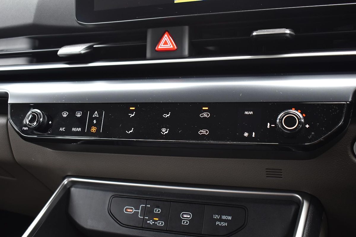 2024 Kia Carnival S KA4