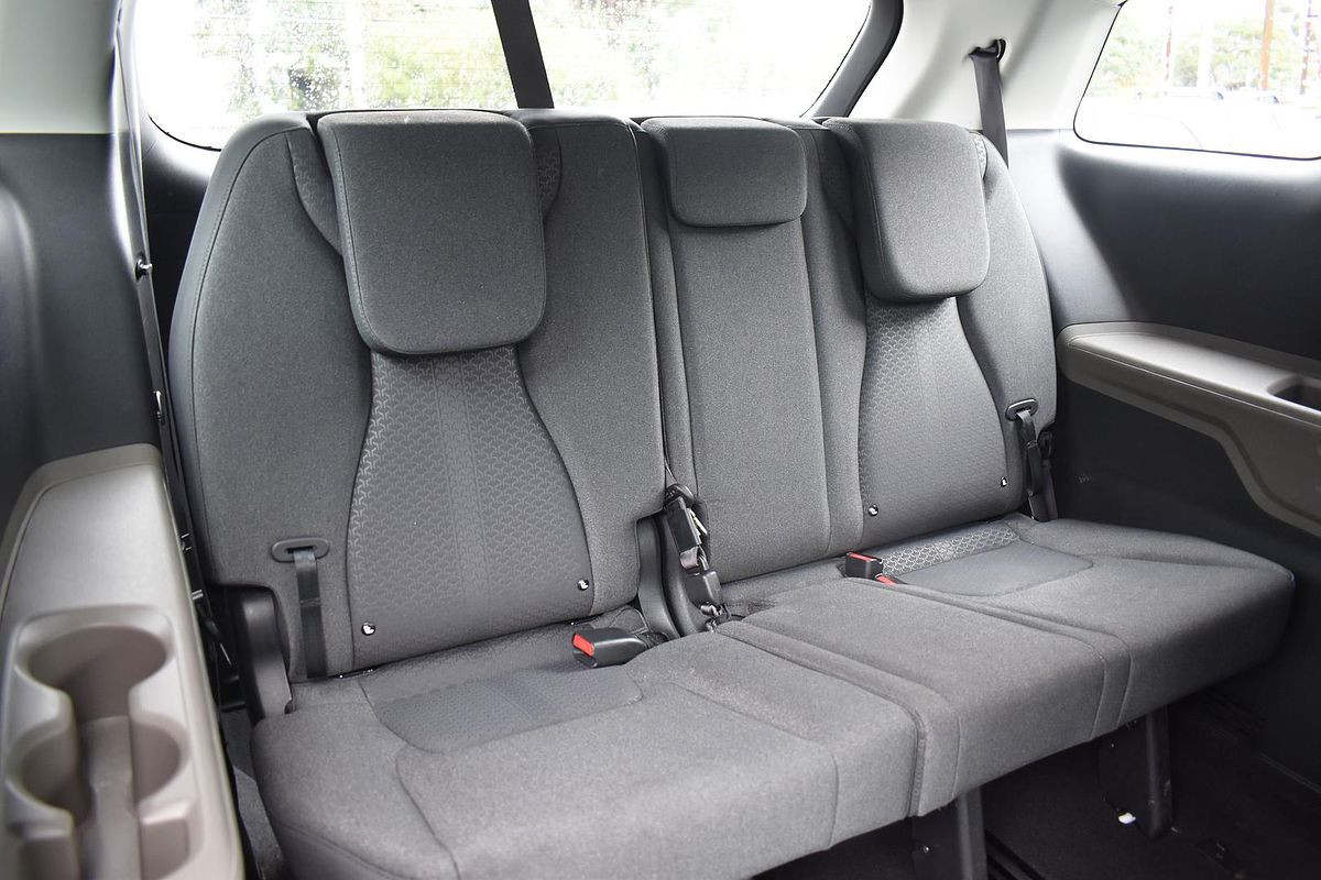 2024 Kia Carnival S KA4