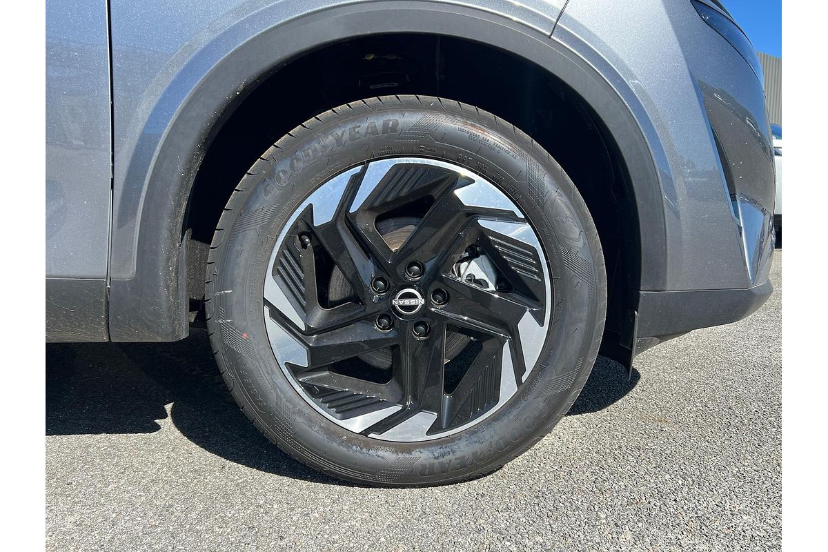 2025 Nissan QASHQAI ST-L J12
