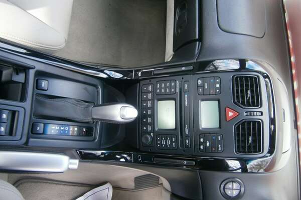 2005 Holden Calais  VZ