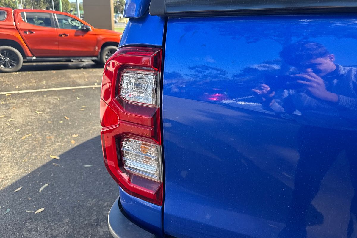 2022 Toyota Hilux SR5 GUN126R 4X4
