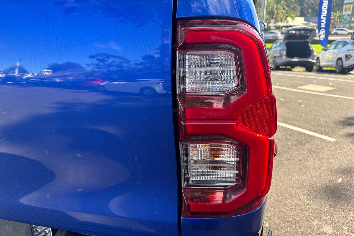 2022 Toyota Hilux SR5 GUN126R 4X4