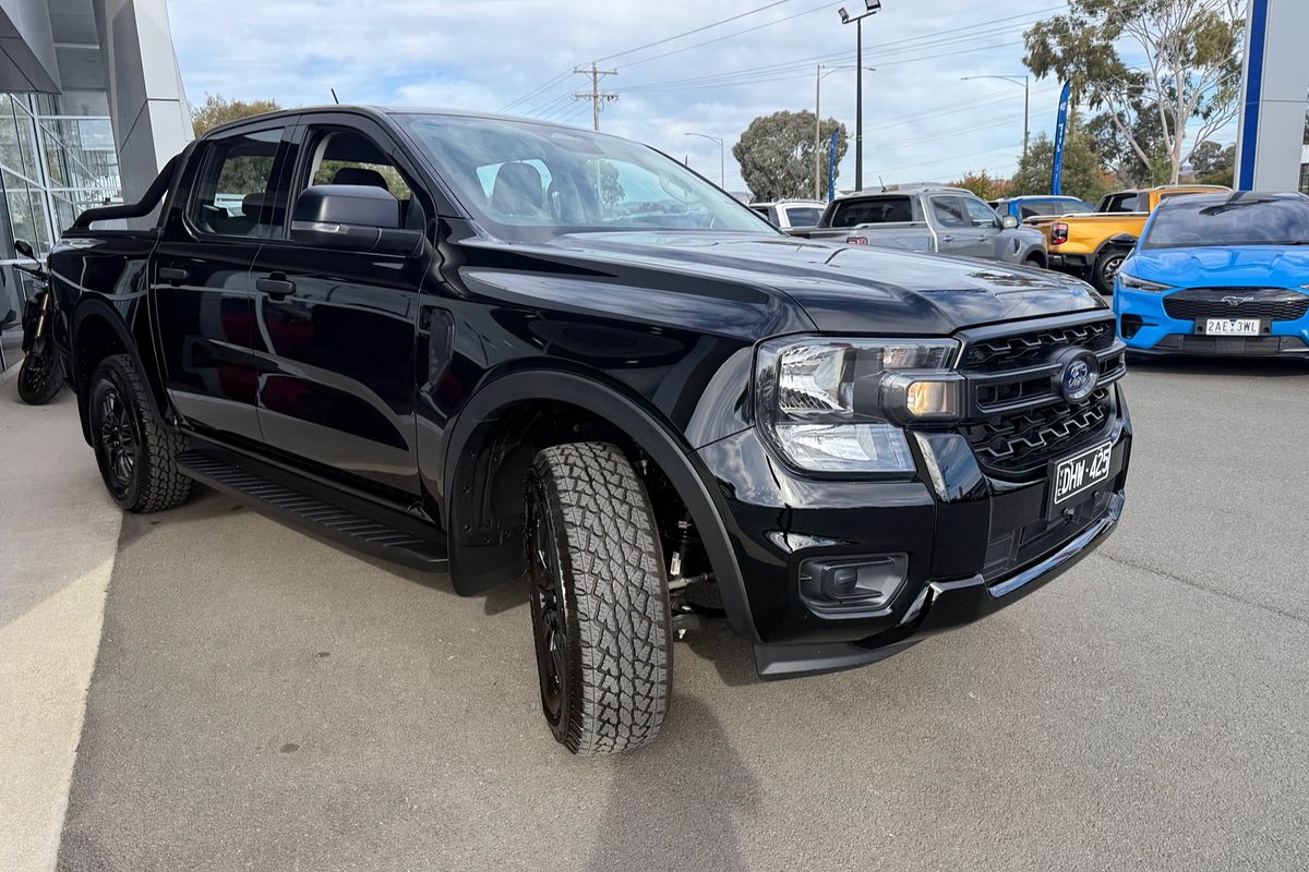 2024 Ford Ranger Black Edition 4X4 2.0L