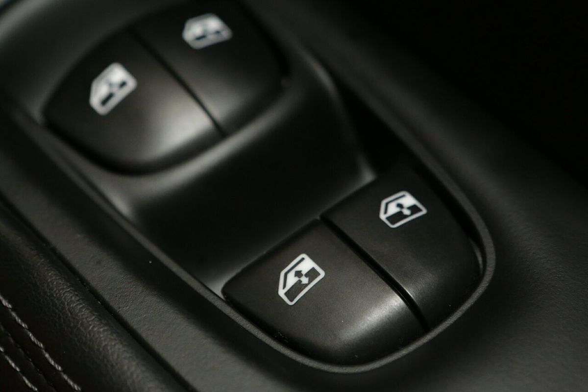 2020 Nissan QASHQAI N-SPORT J11 Series 3