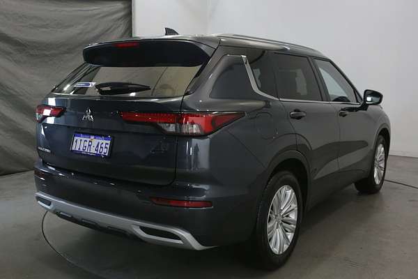 2024 Mitsubishi Outlander LS ZM