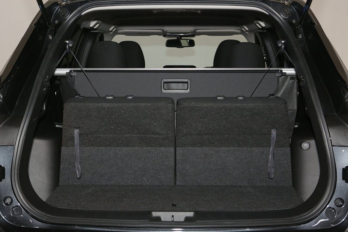 2024 Mitsubishi Outlander LS ZM