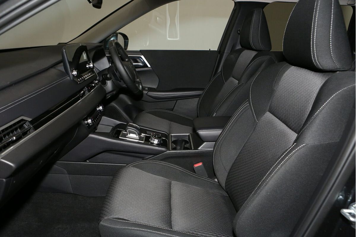 2024 Mitsubishi Outlander LS ZM