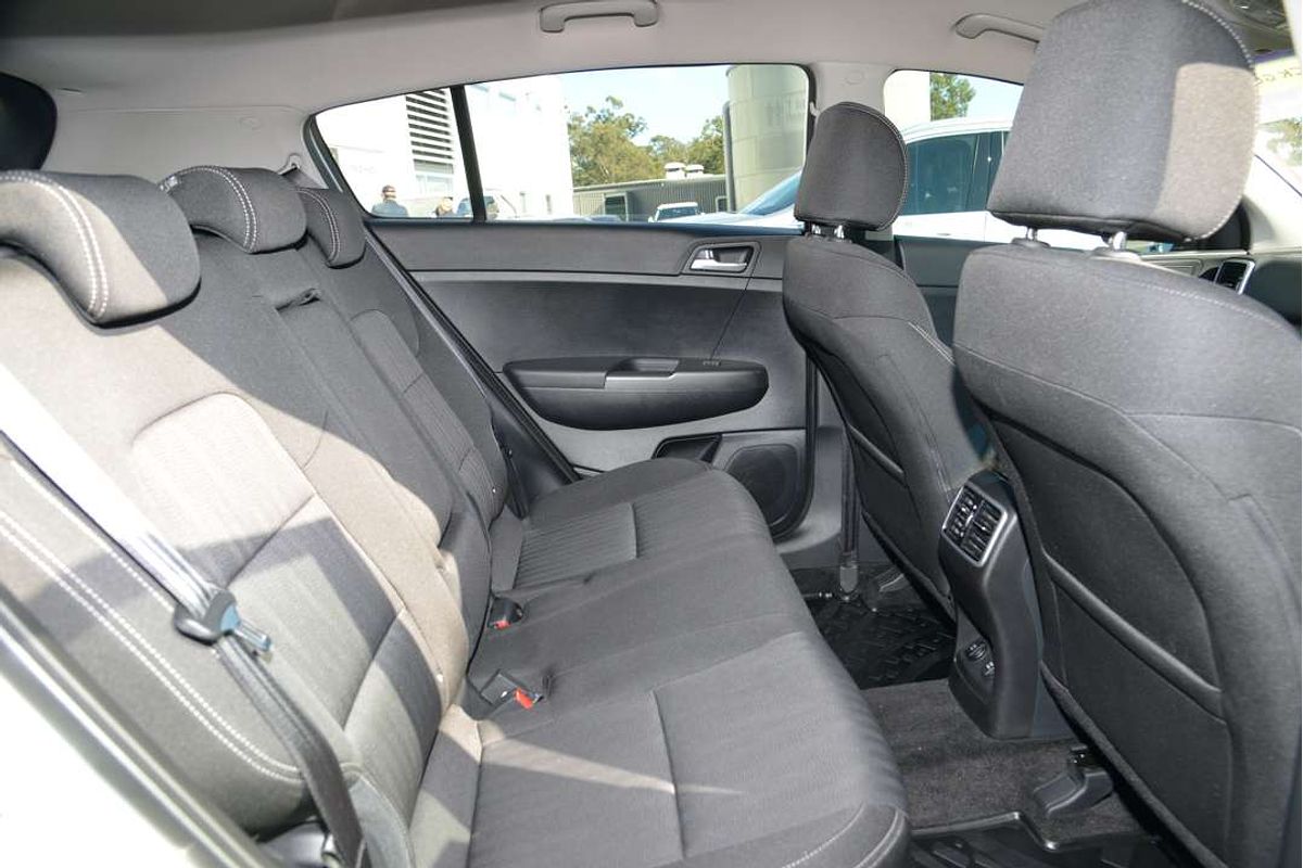 2020 Kia Sportage S QL