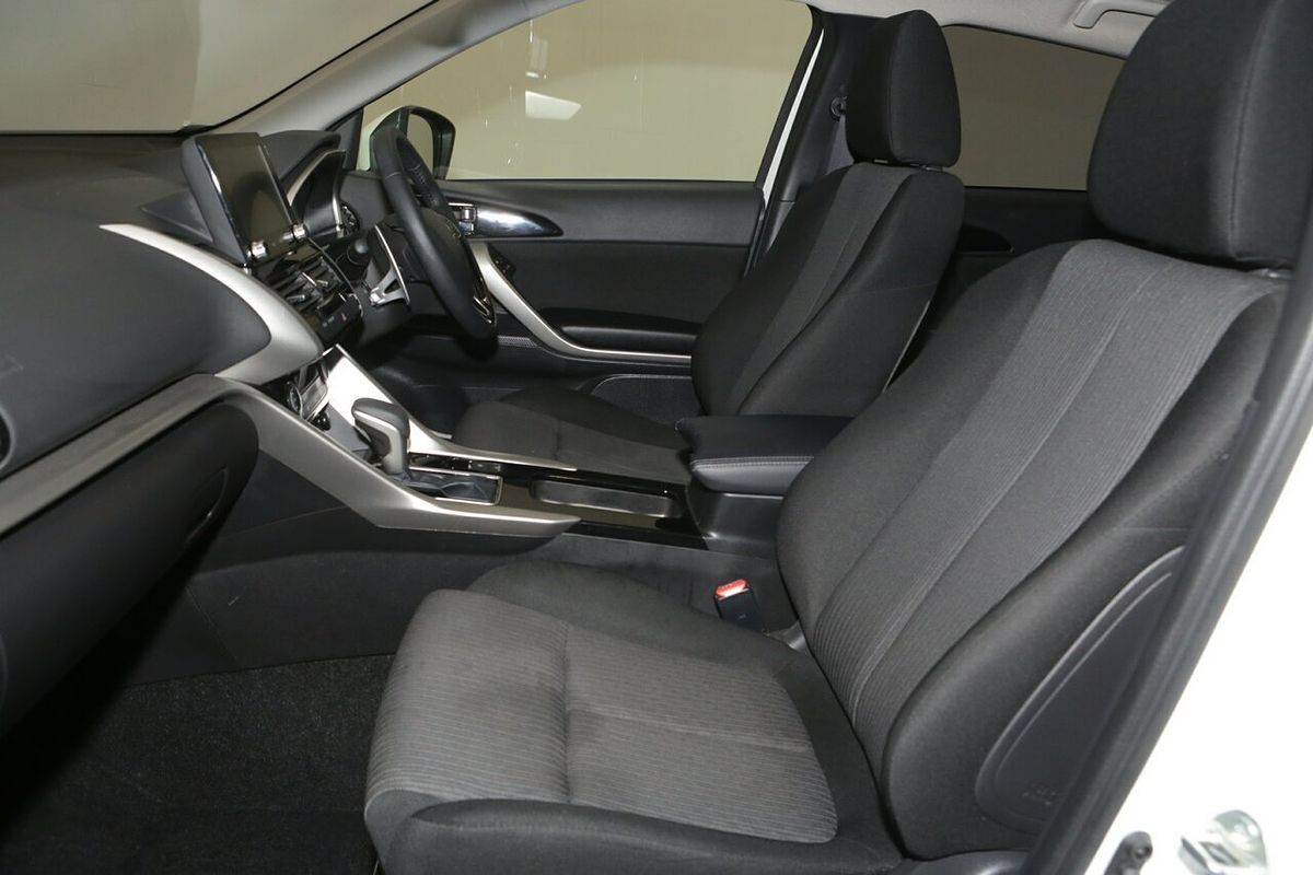 2024 Mitsubishi Eclipse Cross LS YB