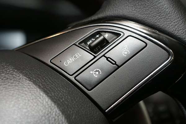 2024 Mitsubishi Eclipse Cross LS YB