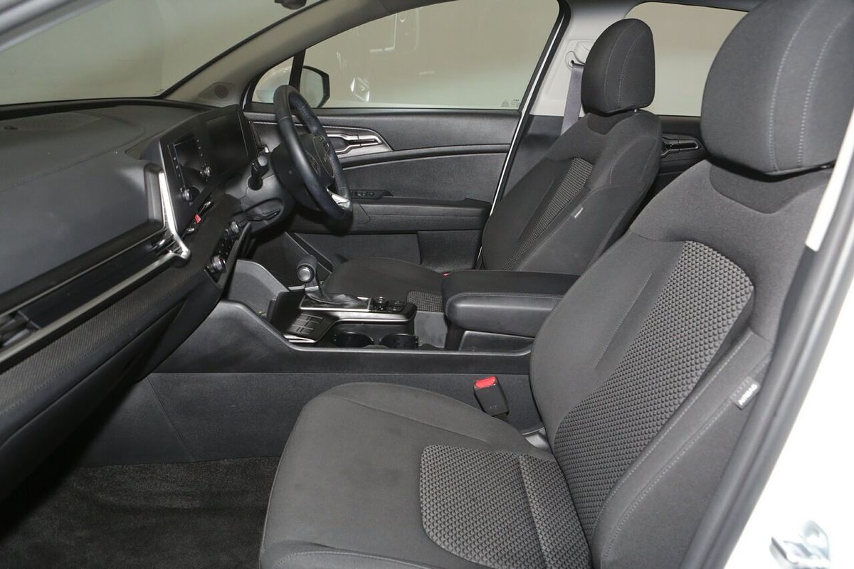 2024 Kia Sportage S NQ5