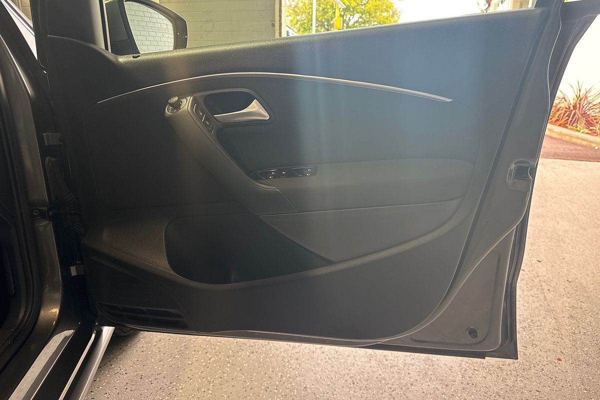 2015 Volkswagen Polo 81TSI Comfortline 6R