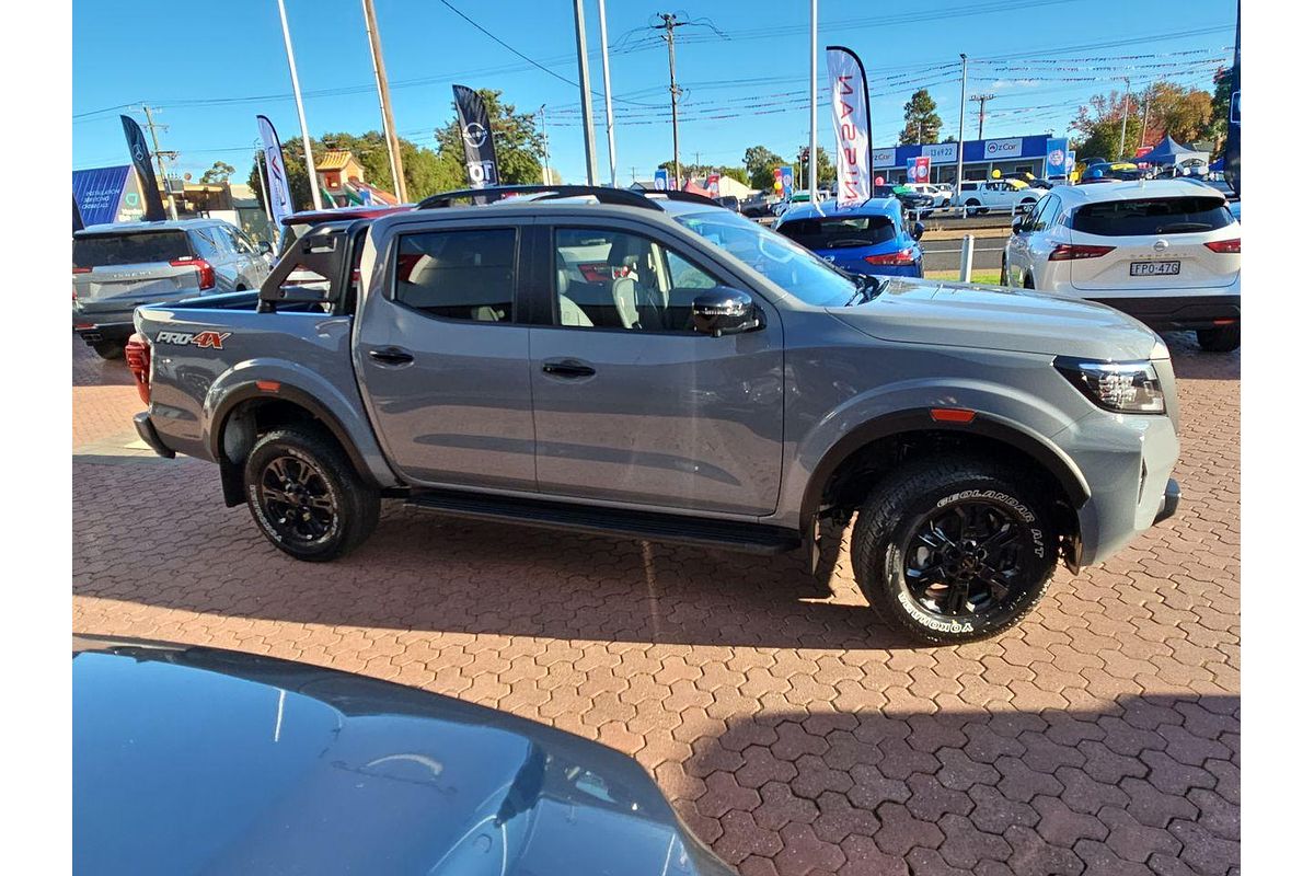 2025 Nissan Navara PRO-4X D23 4X4