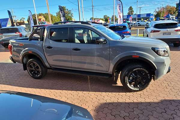 2025 Nissan Navara PRO-4X D23 4X4