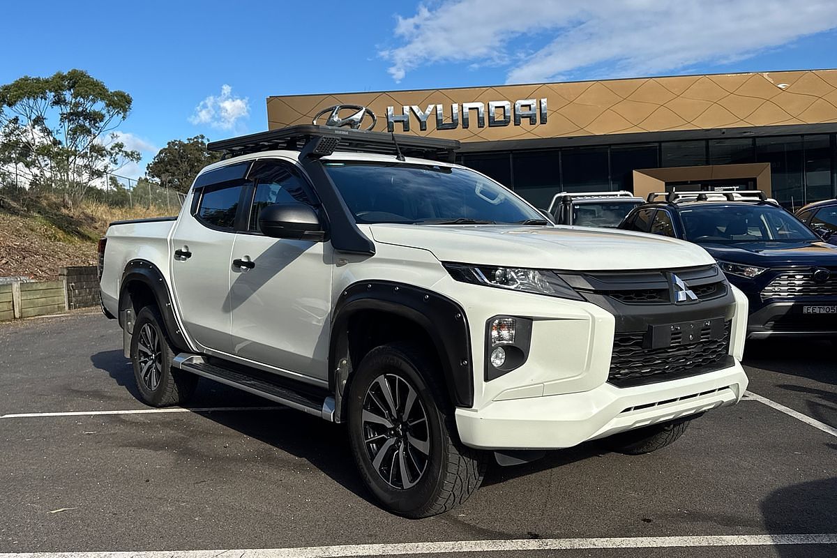 2019 Mitsubishi Triton GLX+ MR 4X4