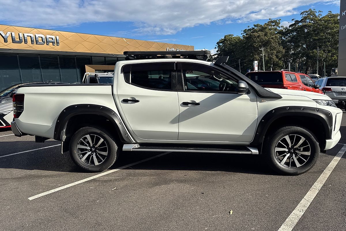 2019 Mitsubishi Triton GLX+ MR 4X4