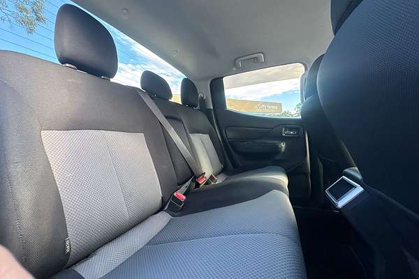2019 Mitsubishi Triton GLX+ MR 4X4