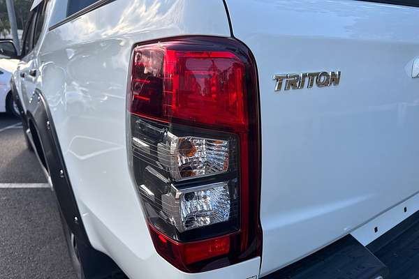 2019 Mitsubishi Triton GLX+ MR 4X4