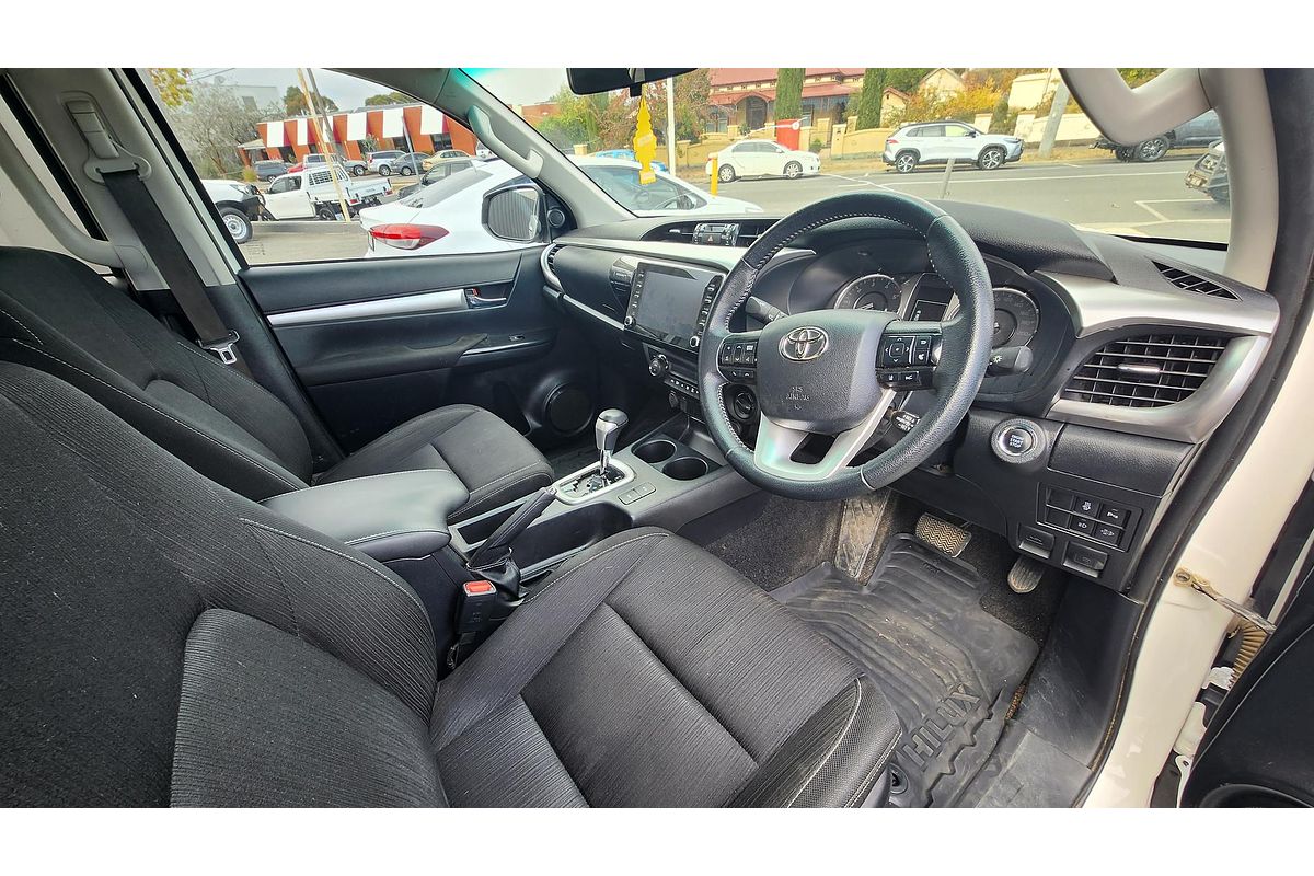 2021 Toyota Hilux SR5 GUN126R 4X4