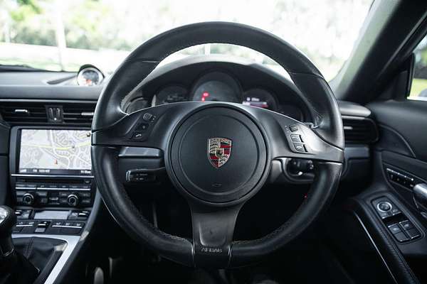 2013 Porsche 911 Carrera S 991