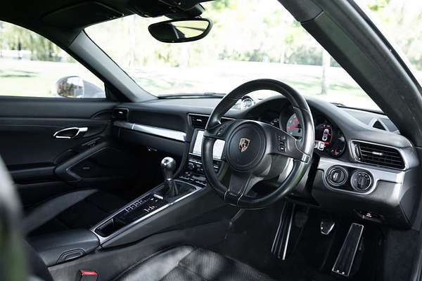 2013 Porsche 911 Carrera S 991