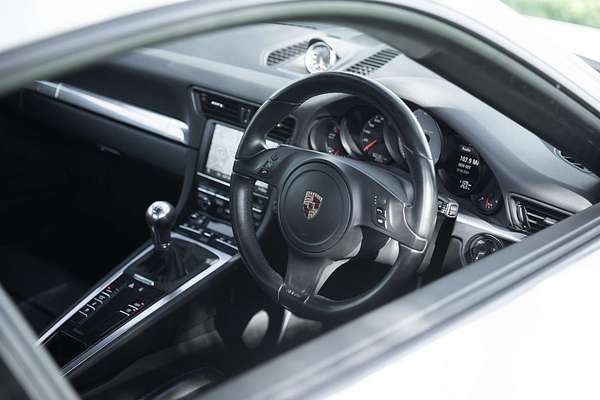 2013 Porsche 911 Carrera S 991