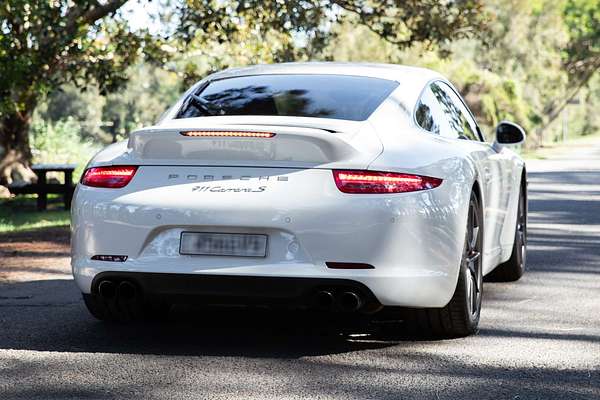 2013 Porsche 911 Carrera S 991