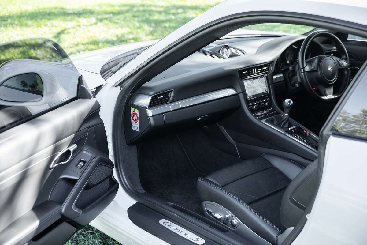 2013 Porsche 911 Carrera S 991