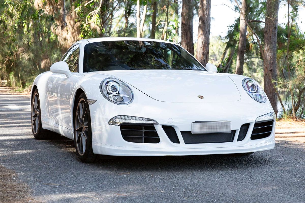 2013 Porsche 911 Carrera S 991