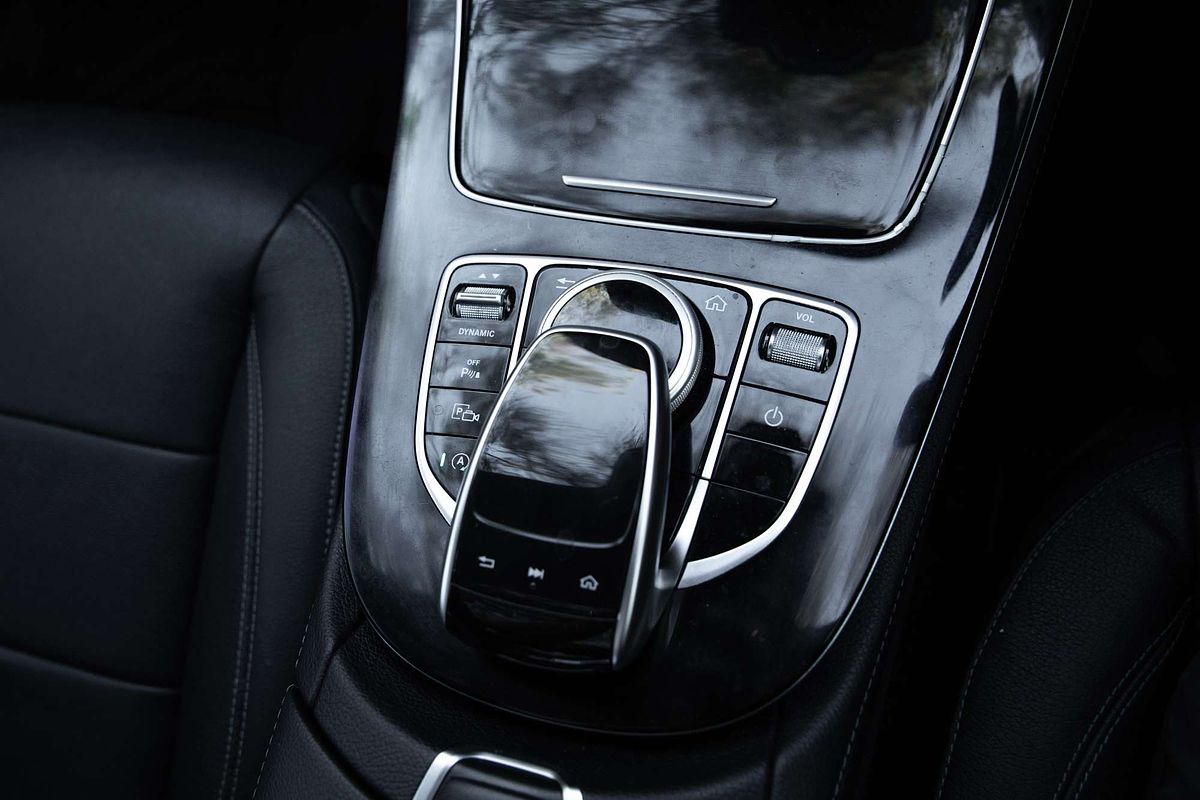 2016 Mercedes-Benz E-Class E200 W213