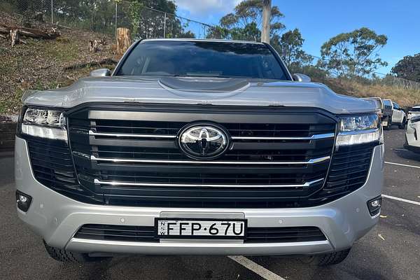 2024 Toyota Landcruiser GXL FJA300R