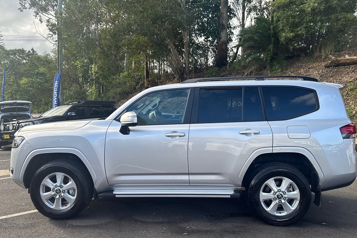 2024 Toyota Landcruiser GXL FJA300R