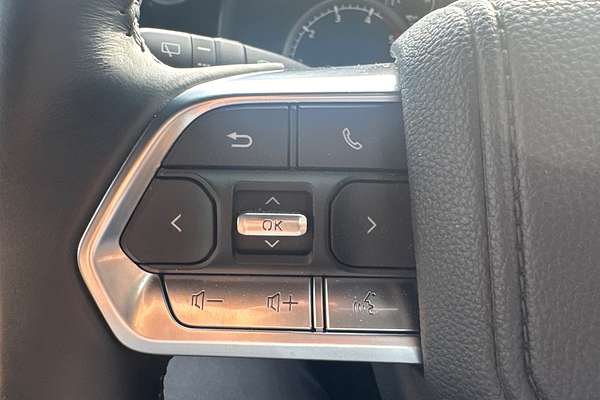 2024 Toyota Landcruiser GXL FJA300R
