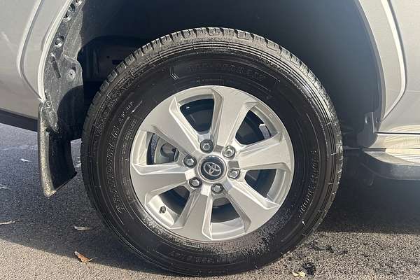 2024 Toyota Landcruiser GXL FJA300R