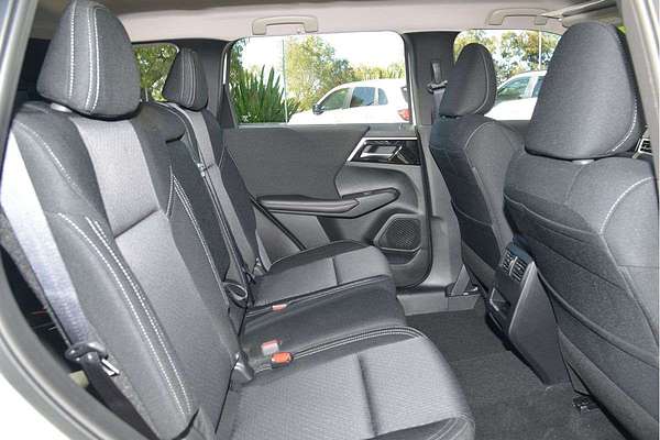 2024 Mitsubishi Outlander ES ZM
