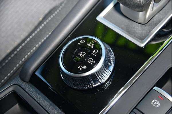 2024 Mitsubishi Outlander ES ZM