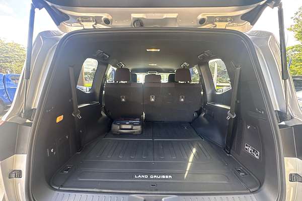 2024 Toyota Landcruiser GXL FJA300R