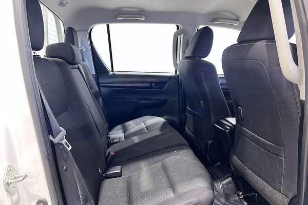 2023 Toyota Hilux SR GUN126R 4X4