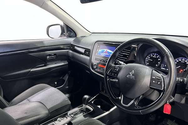 2019 Mitsubishi Outlander ES ZL