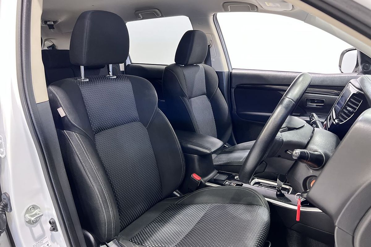 2019 Mitsubishi Outlander ES ZL