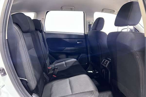 2019 Mitsubishi Outlander ES ZL