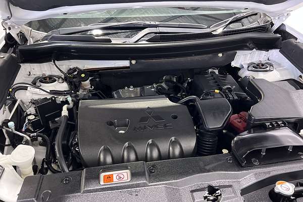 2019 Mitsubishi Outlander ES ZL