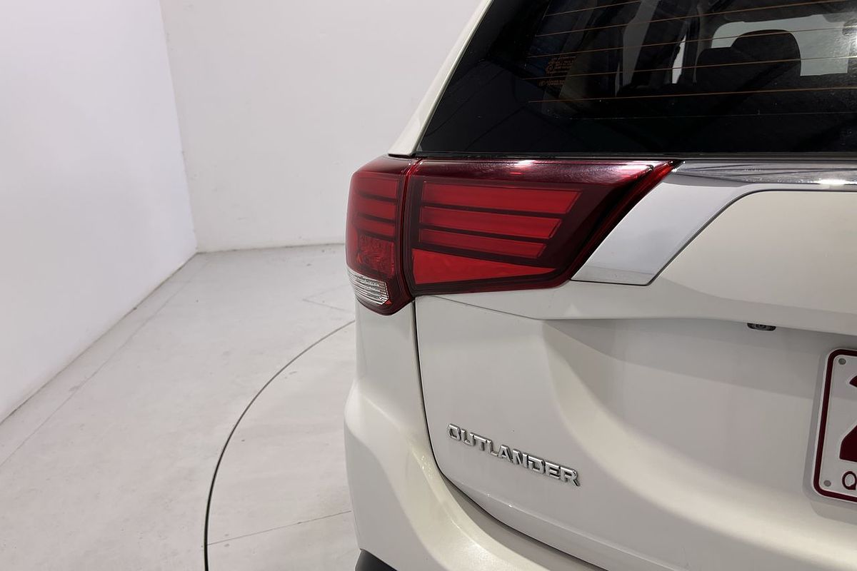 2019 Mitsubishi Outlander ES ZL
